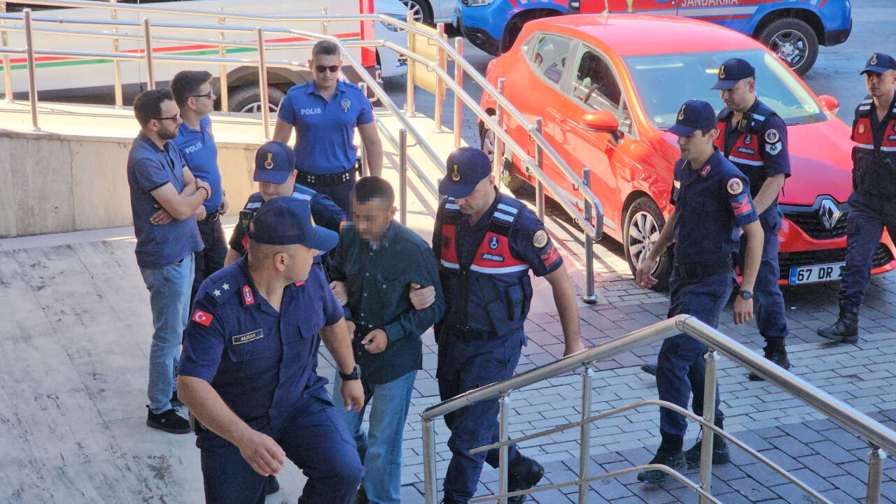 Babaanne ve 2 torununu öldürdü, kendini böyle savundu 2